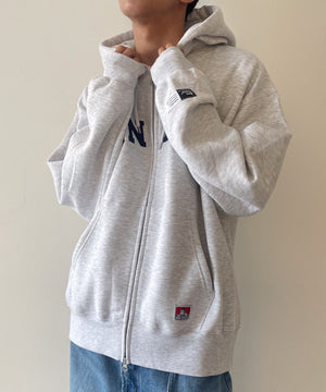 アッシュグレー モデル：175cm L着用