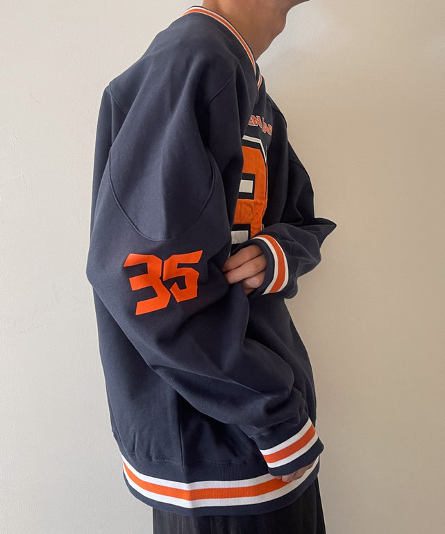 ネイビー モデル：175cm L着用