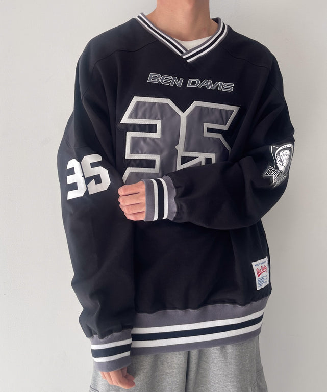 ブラック モデル：175cm L着用