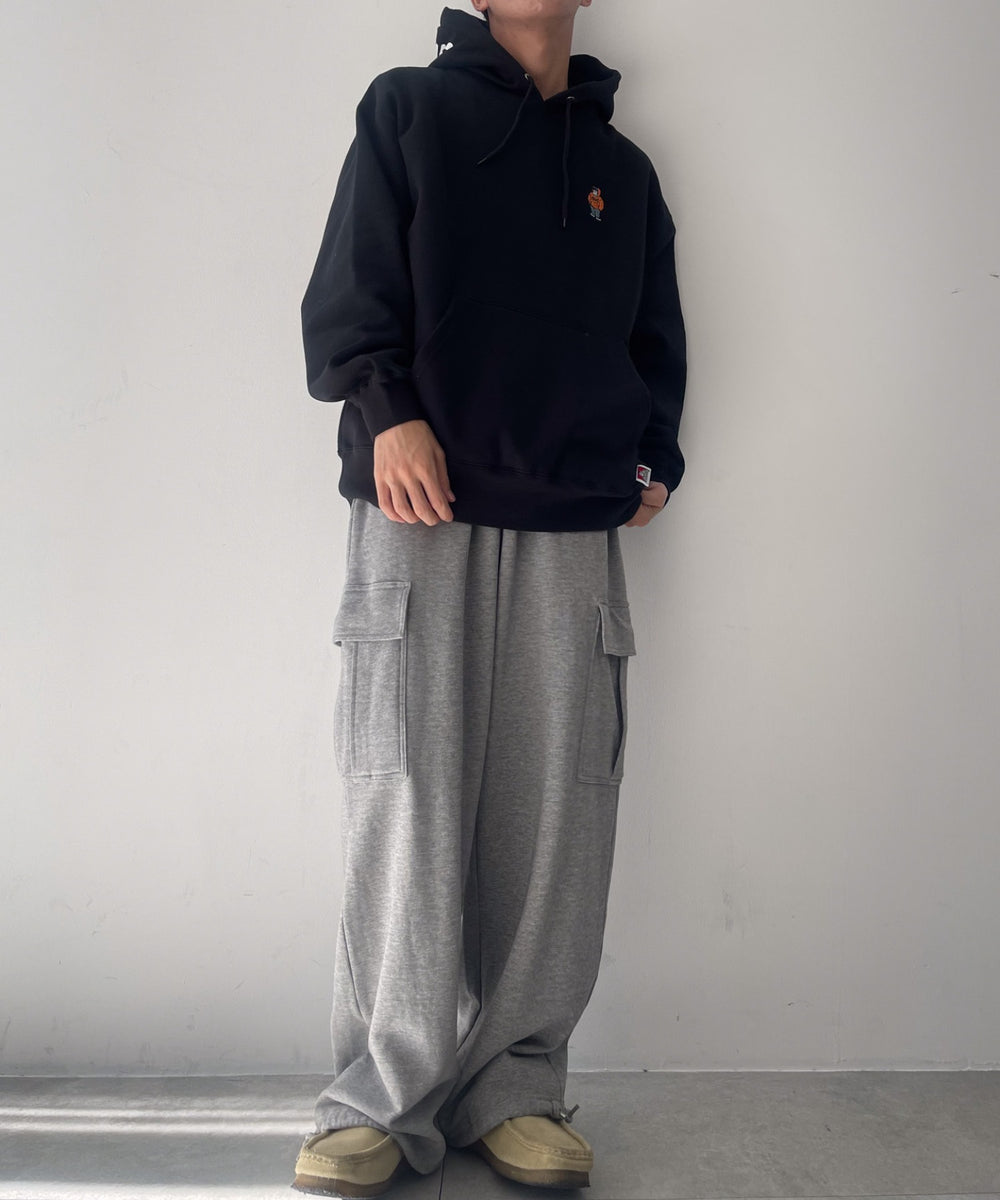 ブラック モデル：175cm L着用