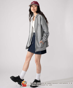 グレー モデル：161cm L着用