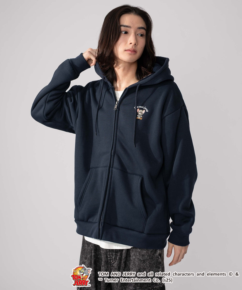 ネイビー モデル：175cm L着用