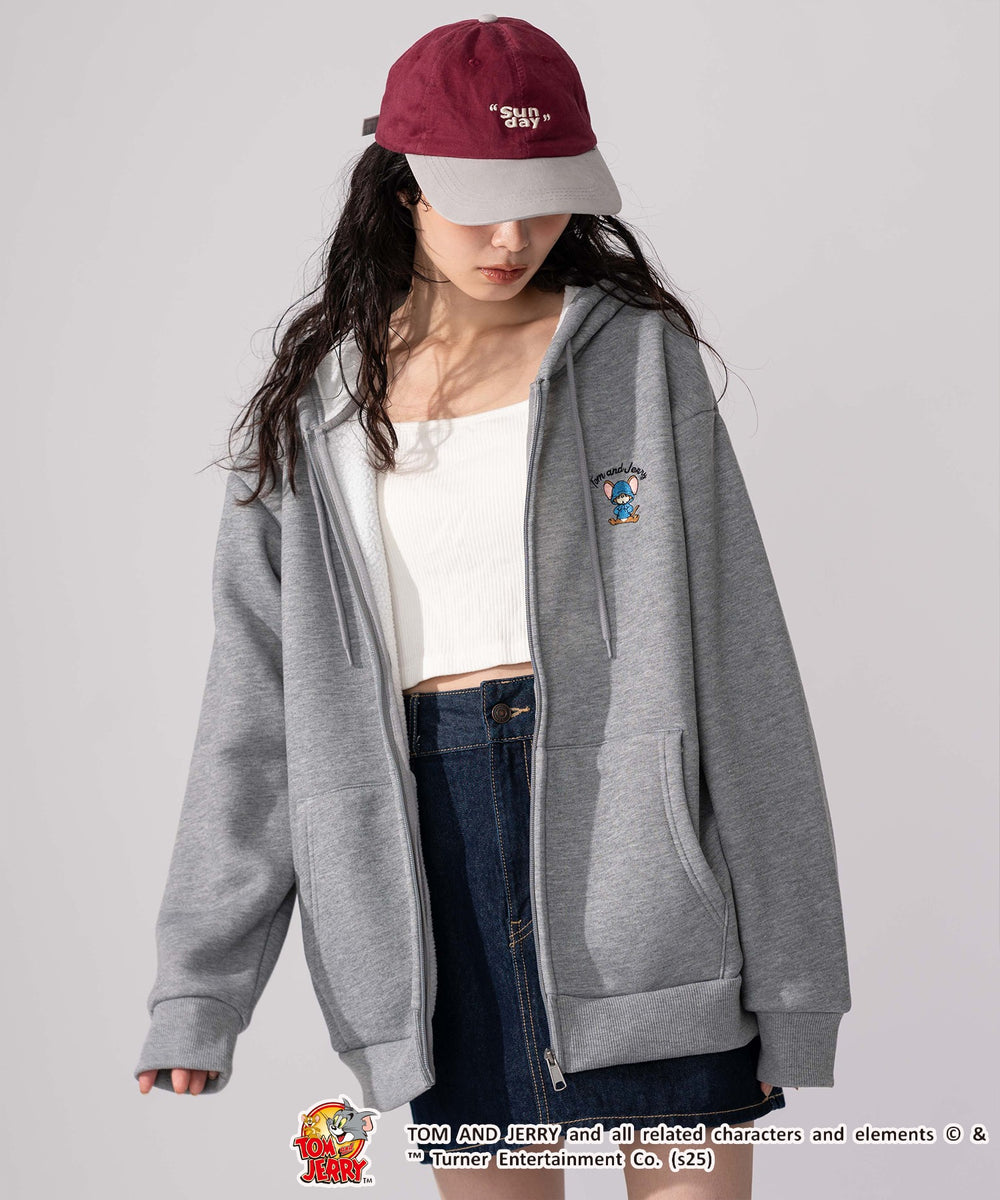 グレー モデル：161cm L着用