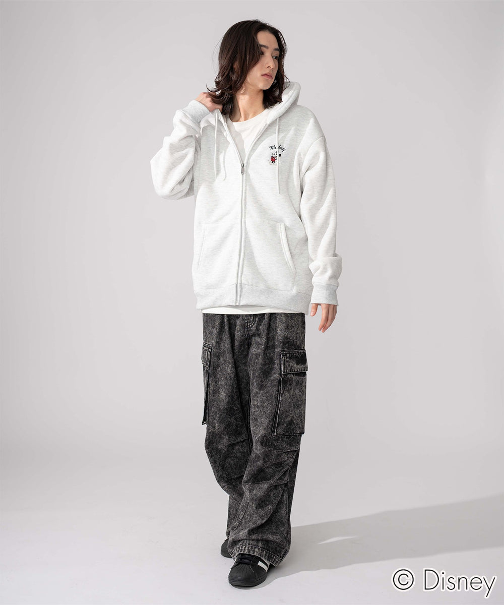 アッシュグレー モデル：175cm L着用