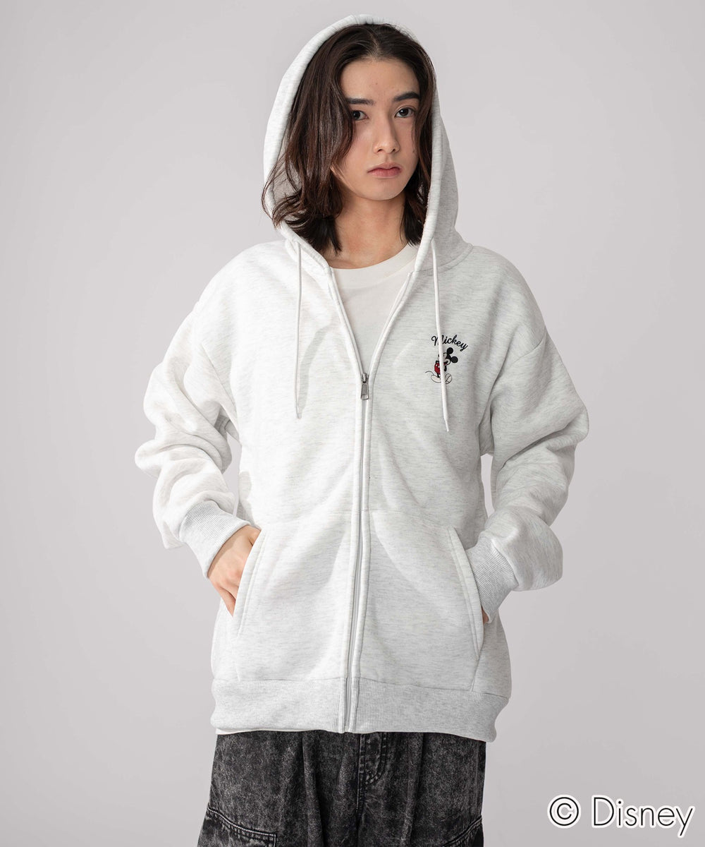 アッシュグレー モデル：175cm L着用