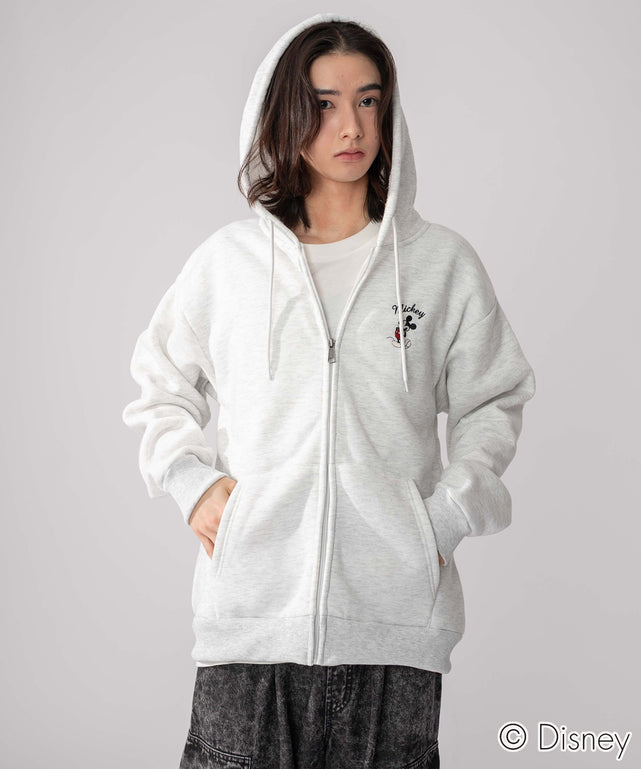 アッシュグレー モデル：175cm L着用