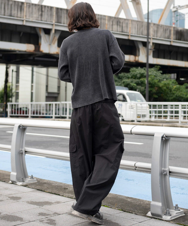 ブラック モデル：182cm L着用