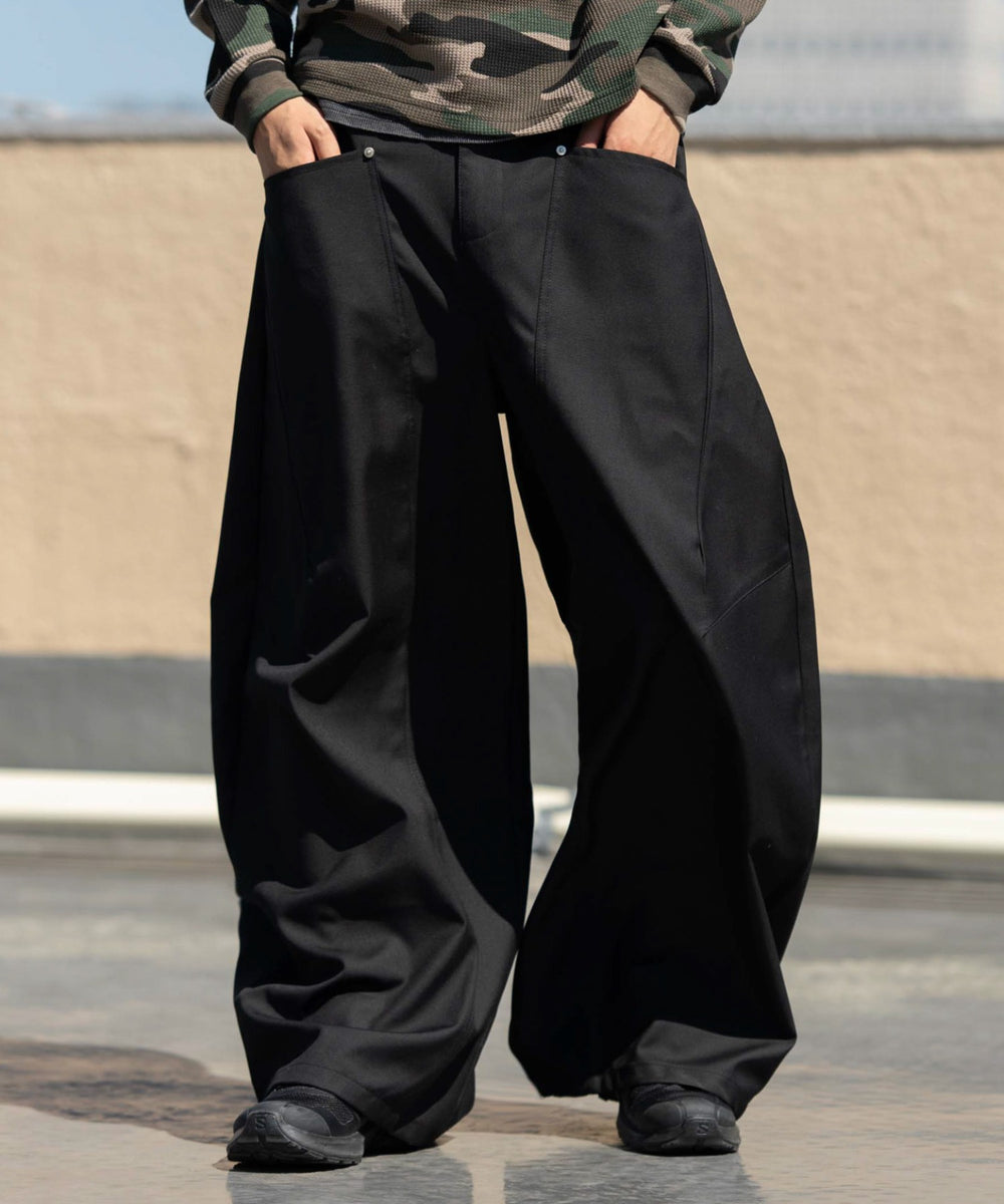 ブラック モデル：180cm L着用