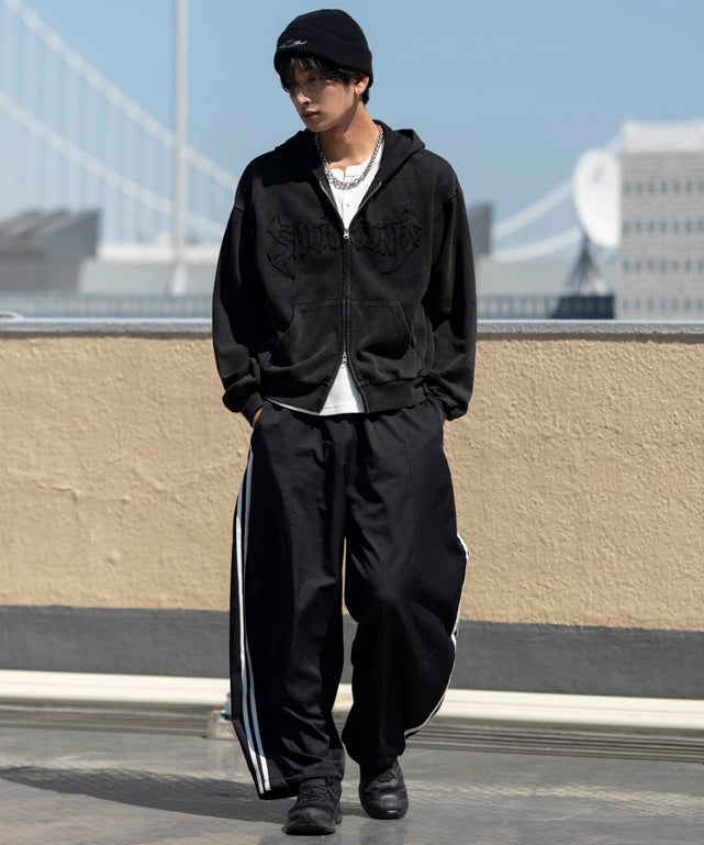 ブラック モデル：180cm L着用