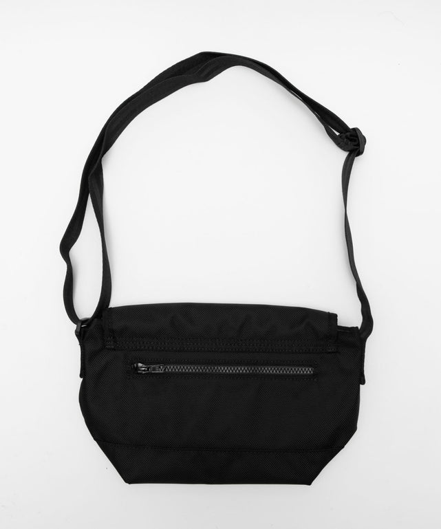 NEWERA SHOULDER BAG M BLK 251