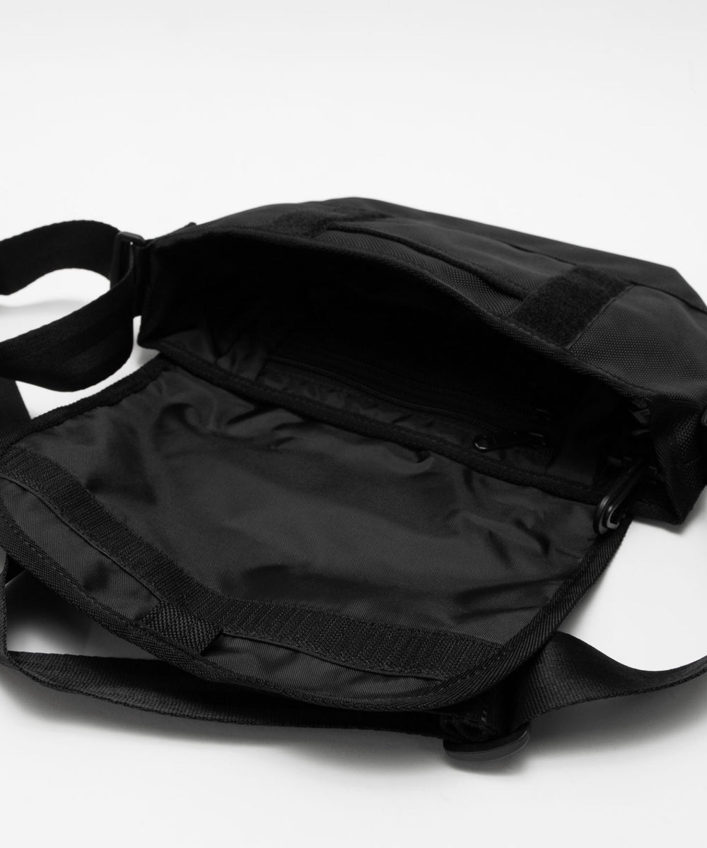 NEWERA SHOULDER BAG M BLK 251