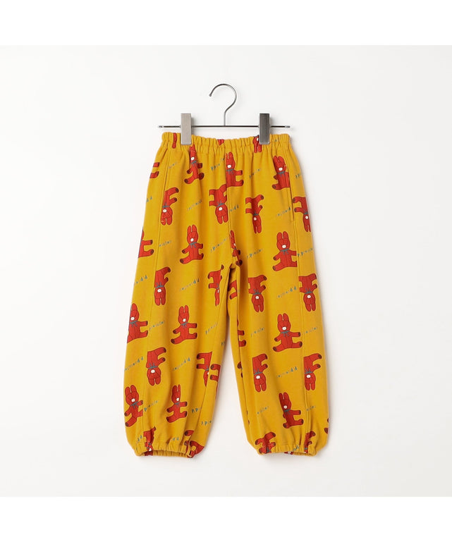 イエロー