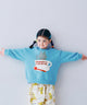 【kids】 グラフィックトレーナー/サックス モデル:107cm 110サイズ着用
