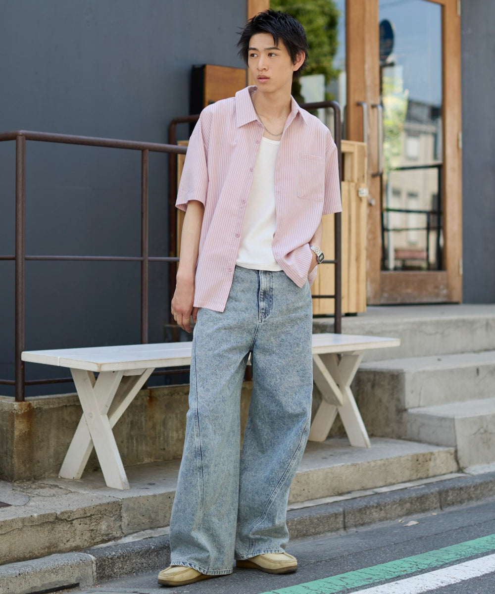 ピンク モデル：181cm L着用