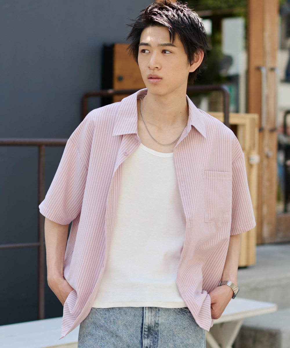 ピンク モデル：181cm L着用