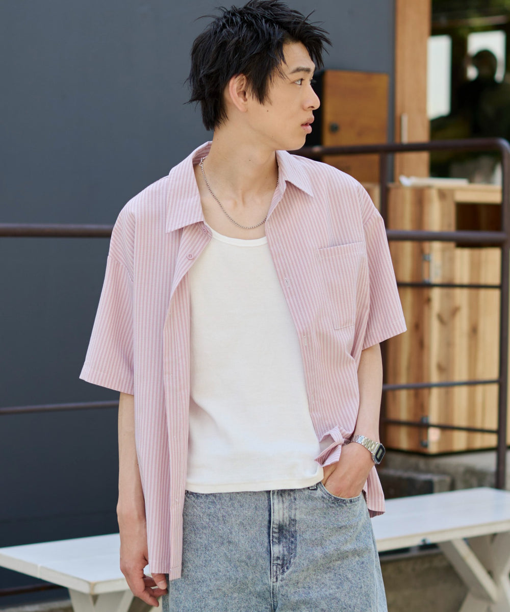 ピンク モデル：181cm L着用