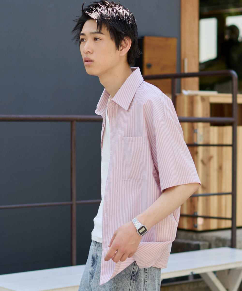 ピンク モデル：181cm L着用