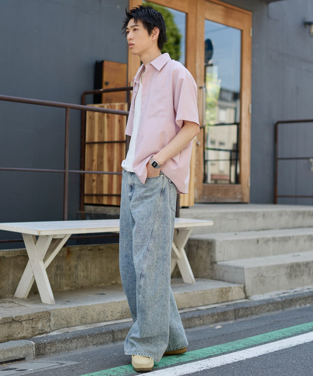 ピンク モデル：181cm L着用
