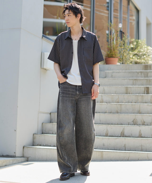 ブラックストライプ モデル：181cm L着用