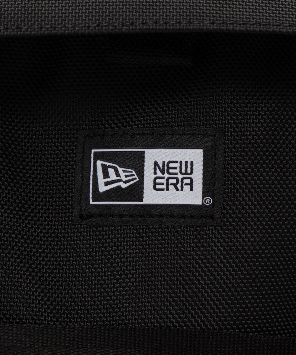 NEWERA　CARRIER　PACK　251