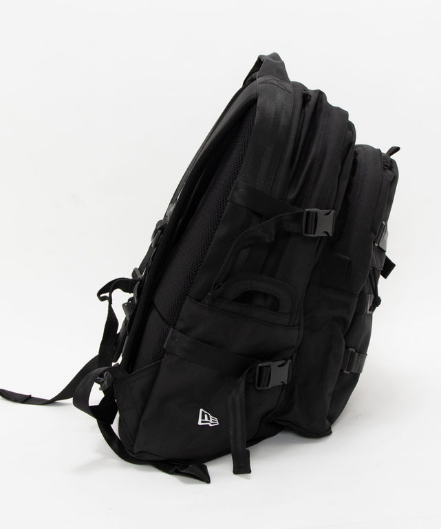 NEWERA　CARRIER　PACK　251