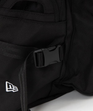 NEWERA　CARRIER　PACK　251