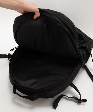 NEWERA　CARRIER　PACK　251