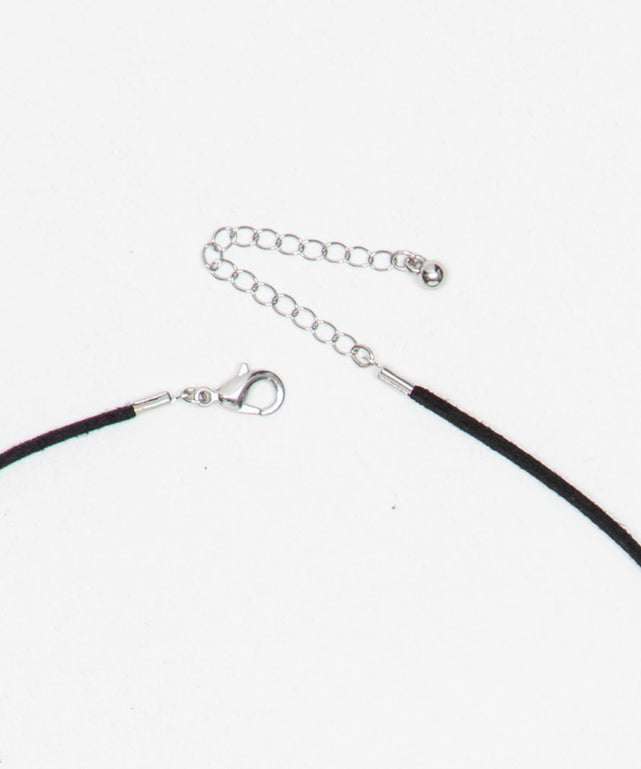 Lモチーフパーツコードネックレス