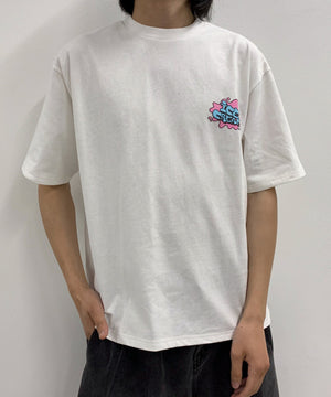 ホワイト　モデル:175cm L着用