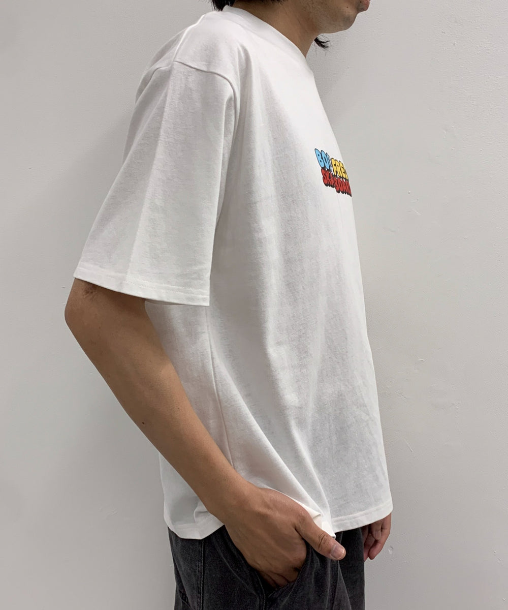 ホワイト　モデル:175cm L着用