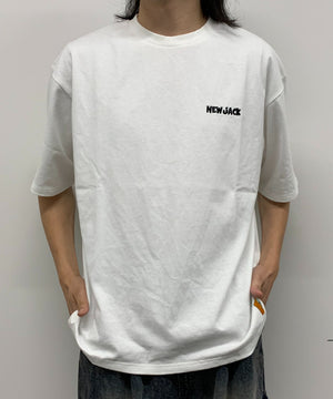 ホワイト モデル:175cm Lサイズ着用