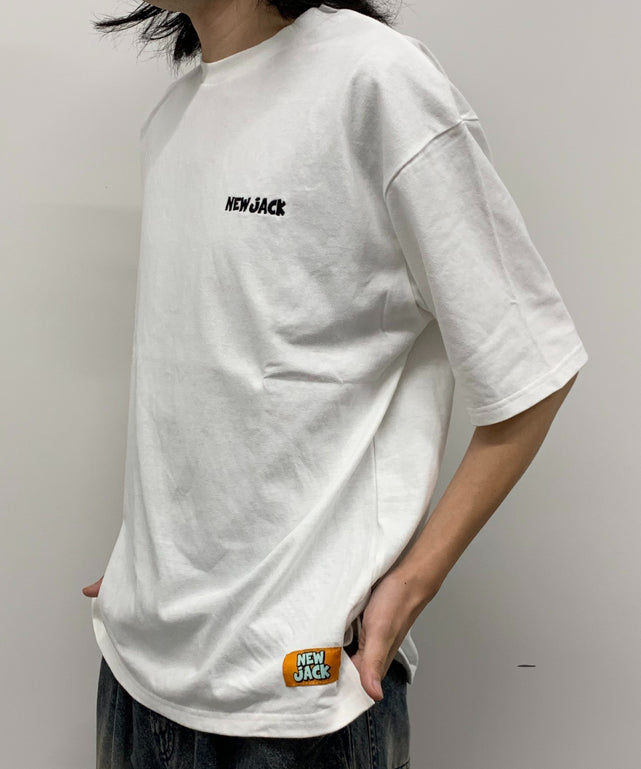 ホワイト モデル:175cm Lサイズ着用