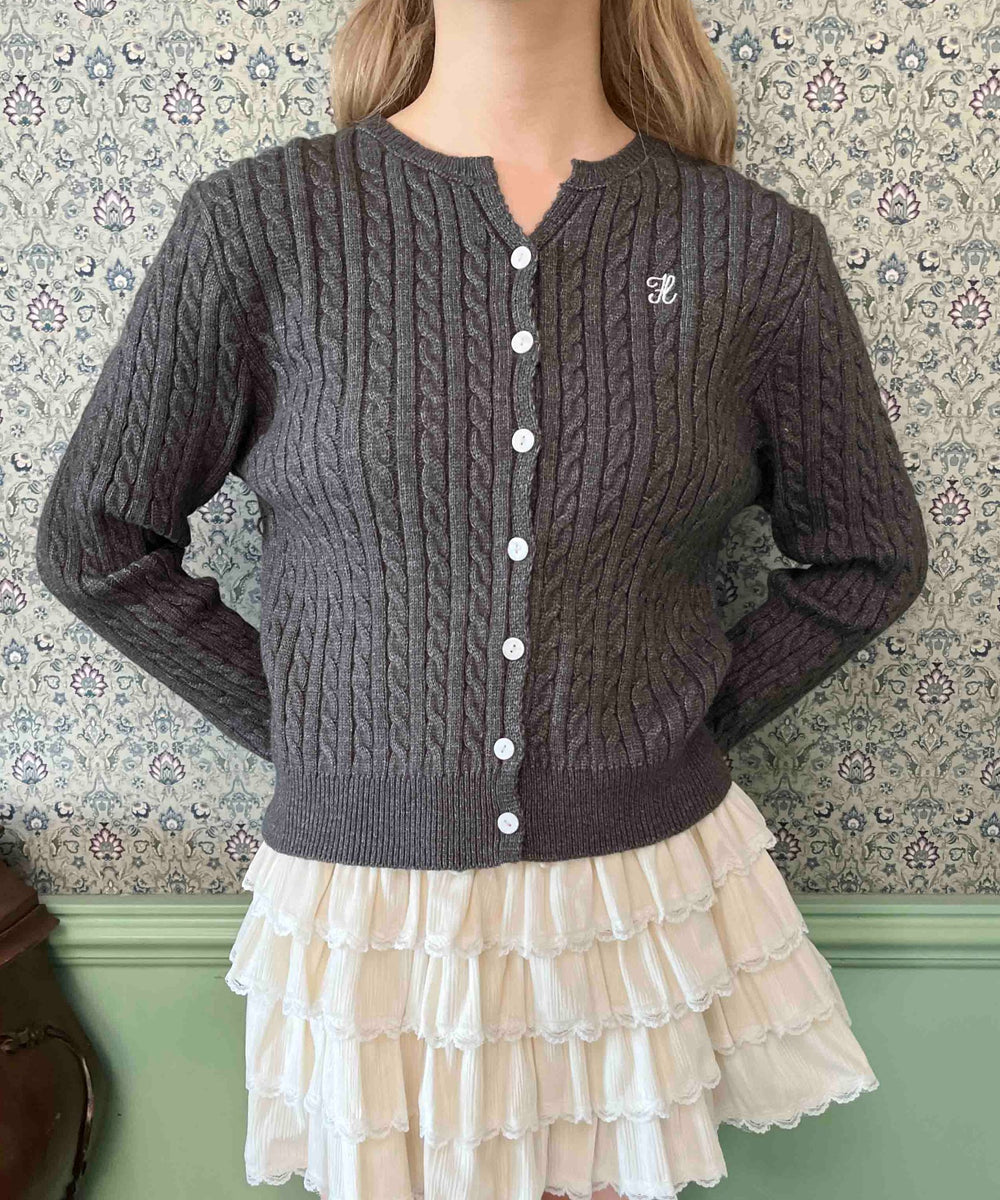 グレー モデル：160㎝ F着用