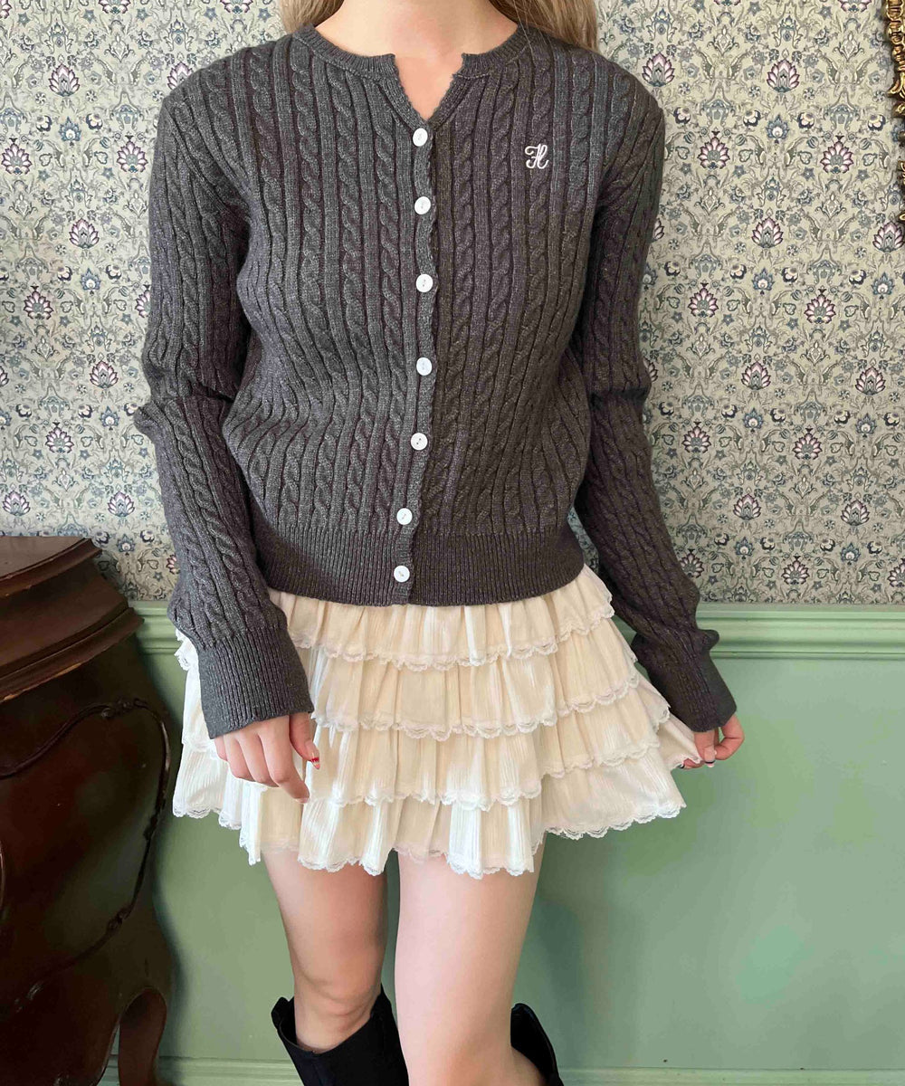 グレー モデル：160㎝ F着用