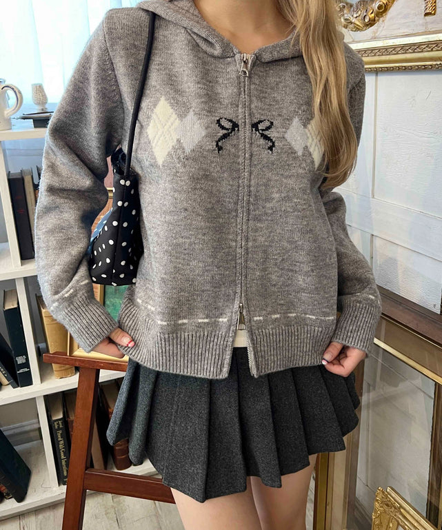 グレー モデル：160㎝ F着用