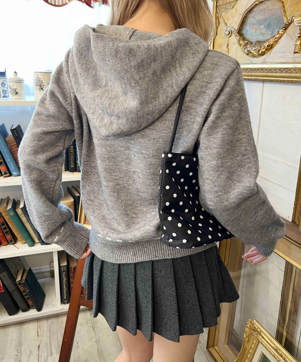 グレー モデル：160㎝ F着用