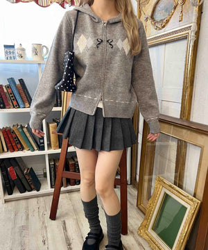 グレー モデル：160㎝ F着用