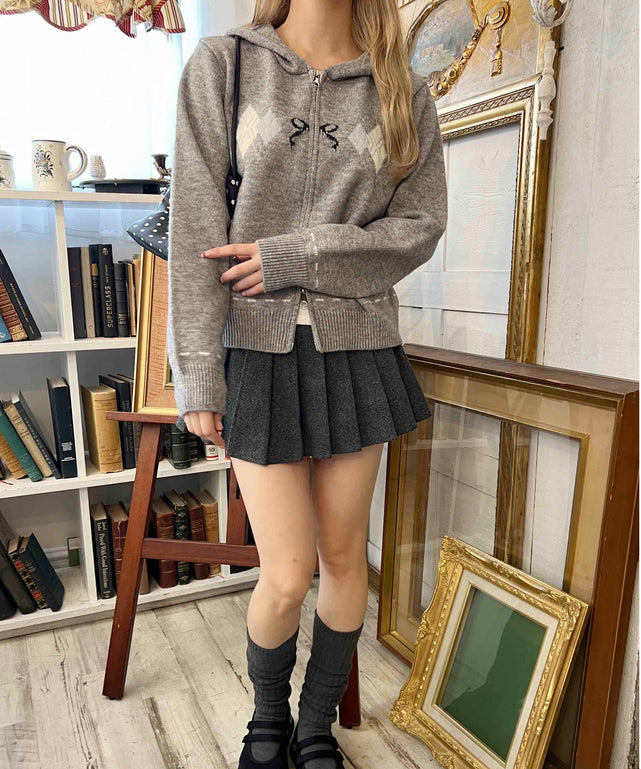 グレー モデル：160㎝ F着用