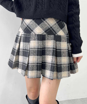 ブラック モデル：160㎝ F着用