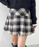 チェックボックスプリーツスカート/ブラック モデル：160㎝ F着用