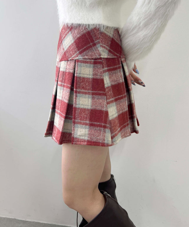 レッド モデル：160㎝ F着用