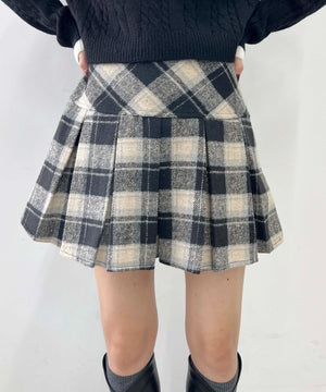 ブラック モデル：160㎝ F着用