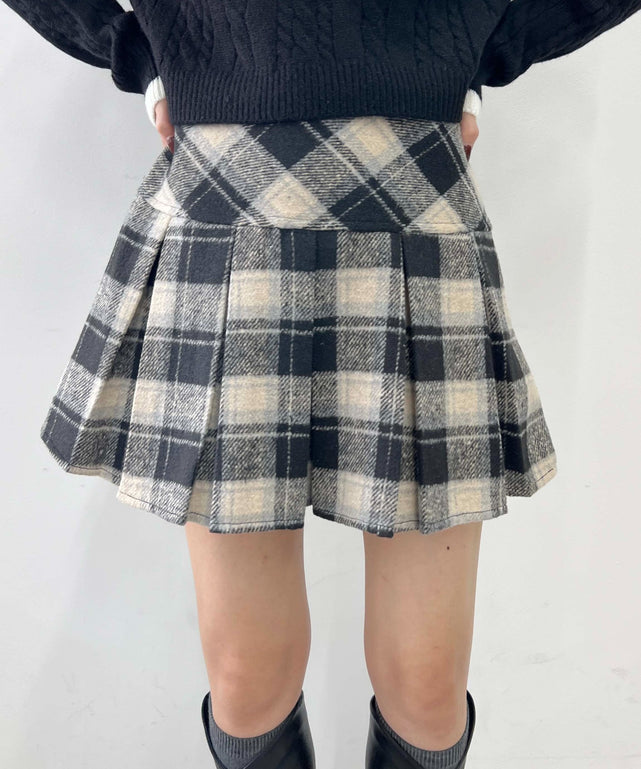 ブラック モデル：160㎝ F着用