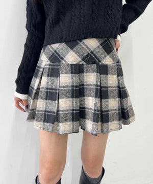 ブラック モデル：160㎝ F着用