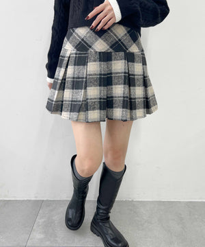 ブラック モデル：160㎝ F着用