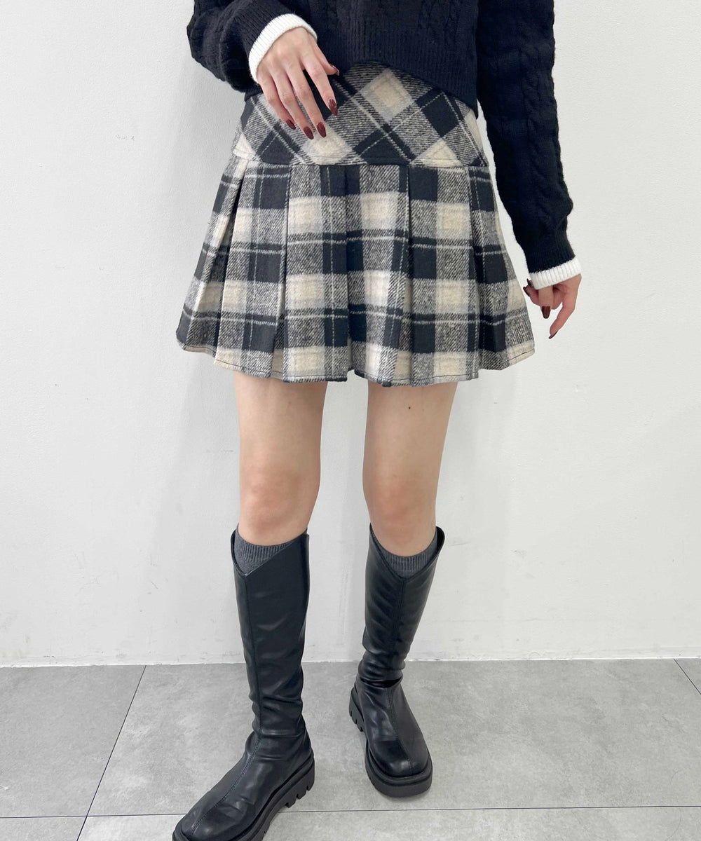 ブラック モデル：160㎝ F着用