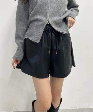 ブラック モデル：157㎝ F着用