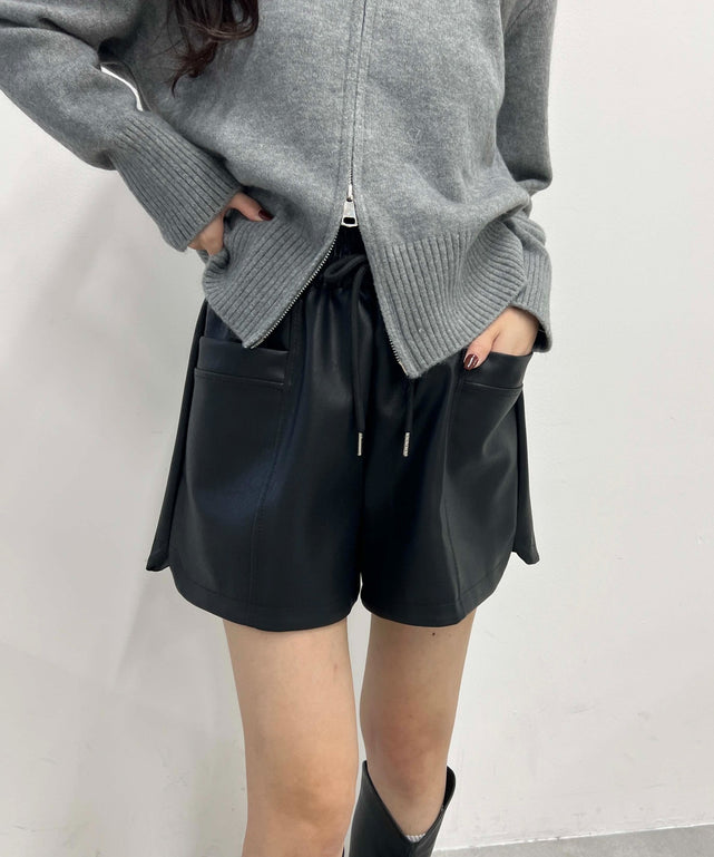 ブラック モデル：157㎝ F着用