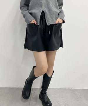 ブラック モデル：157㎝ F着用