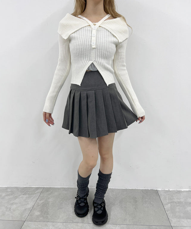 ホワイト モデル：160㎝ F着用